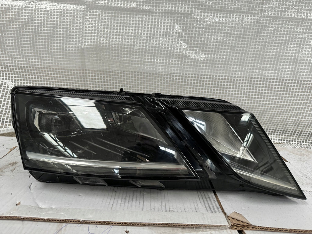 Frontscheinwerfer Skoda Octavia III 5E1941016E Rechts Scheinwerfer Headlight SCH5701318595eo