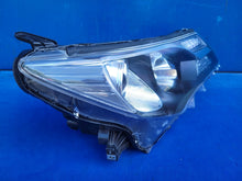 Laden Sie das Bild in den Galerie-Viewer, Frontscheinwerfer Toyota 312-11D Rechts Scheinwerfer Headlight SCH4247049948jb