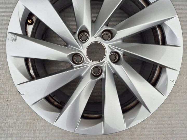 1x Alufelge 17 Zoll 7.0" 5x112 46ET Silber 5E3601025 Skoda Octavia Iii Rim Wheel FEL8296319979hl