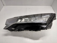Laden Sie das Bild in den Galerie-Viewer, Frontscheinwerfer Skoda Octavia IV 5E4941009 LED Links Scheinwerfer Headlight SCH6359455598bk