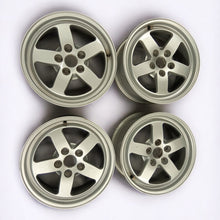 Load image into Gallery viewer, 4x Alufelge 16 Zoll 7.0&quot; 5x112 35ET Glanz Silber 8W0601025 Audi Rim Wheel