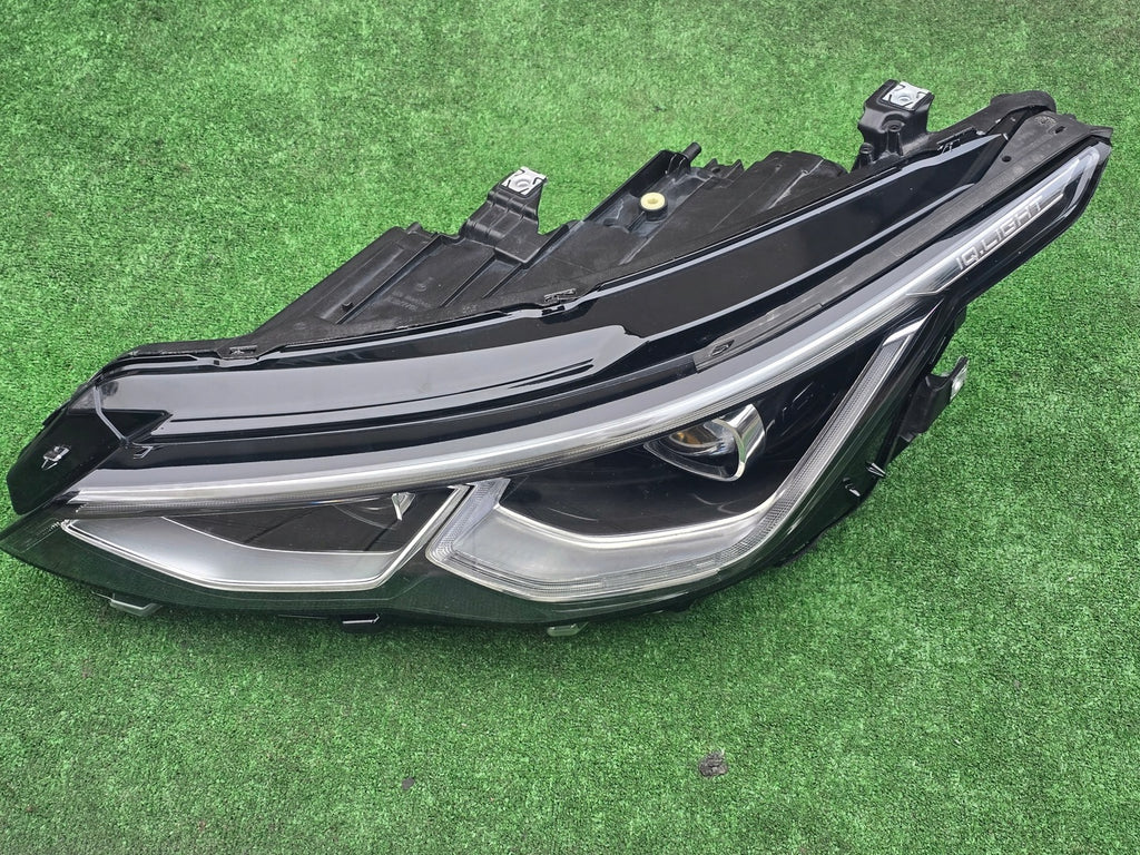 Frontscheinwerfer VW Golf VIII 5H1941059 LED FALSE Scheinwerfer Headlight SCH9143822824dt