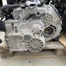 Laden Sie das Bild in den Galerie-Viewer, Motor Audi Q3 Sportback 10.000KM 1.5 TSI 150PS 110kW 10TKm 2020 Benzin Komplett