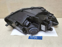 Load image into Gallery viewer, Frontscheinwerfer VW Caddy IV Links Scheinwerfer Headlight SCH3779116495yn