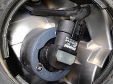 Laden Sie das Bild in den Galerie-Viewer, Frontscheinwerfer Toyota Avensis 8112605310 Rechts Scheinwerfer Headlight SCH5482246082fs