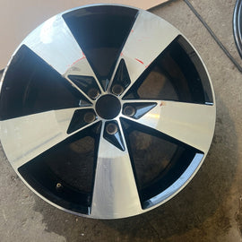 1x Alufelge 19 Zoll 7.5