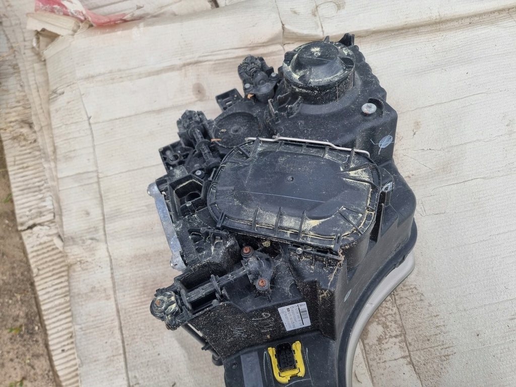 Frontscheinwerfer Mercedes-Benz A9068200639 Links Scheinwerfer Headlight SCH8791575847hf