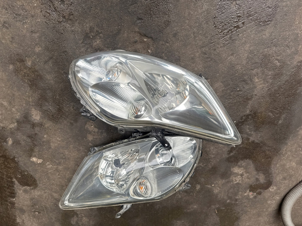 Frontscheinwerfer Toyota Auris Ein Satz Scheinwerfer Headlight SCH3694253557yj