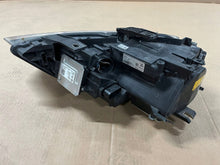 Laden Sie das Bild in den Galerie-Viewer, Frontscheinwerfer Audi Q3 8U0941004D LED Rechts Scheinwerfer Headlight