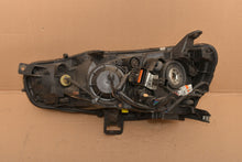 Laden Sie das Bild in den Galerie-Viewer, Frontscheinwerfer Mitsubishi Lancer VIII I 8301C3-38 Rechts Headlight SCH5380992859fc