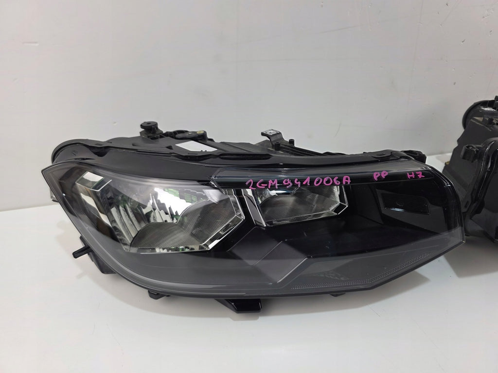 Frontscheinwerfer VW T-Cross 2GM941006A 2GM941005A Ein Satz Headlight