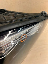 Load image into Gallery viewer, Frontscheinwerfer Mercedes-Benz W206 A2069067203 LED Rechts Headlight SCH9482523536uz