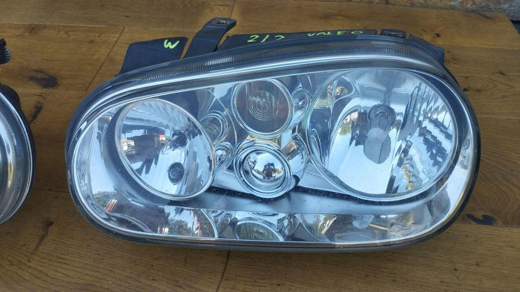 Frontscheinwerfer VW Golf IV Ein Satz Scheinwerfer Headlight SCH3699225793rp