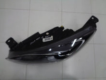 Laden Sie das Bild in den Galerie-Viewer, Frontscheinwerfer Ford Focus JX7B-13E017-AH Links Scheinwerfer Headlight SCH5556511466ki