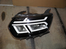 Laden Sie das Bild in den Galerie-Viewer, Frontscheinwerfer Dacia Duster 260602465R Links Scheinwerfer Headlight