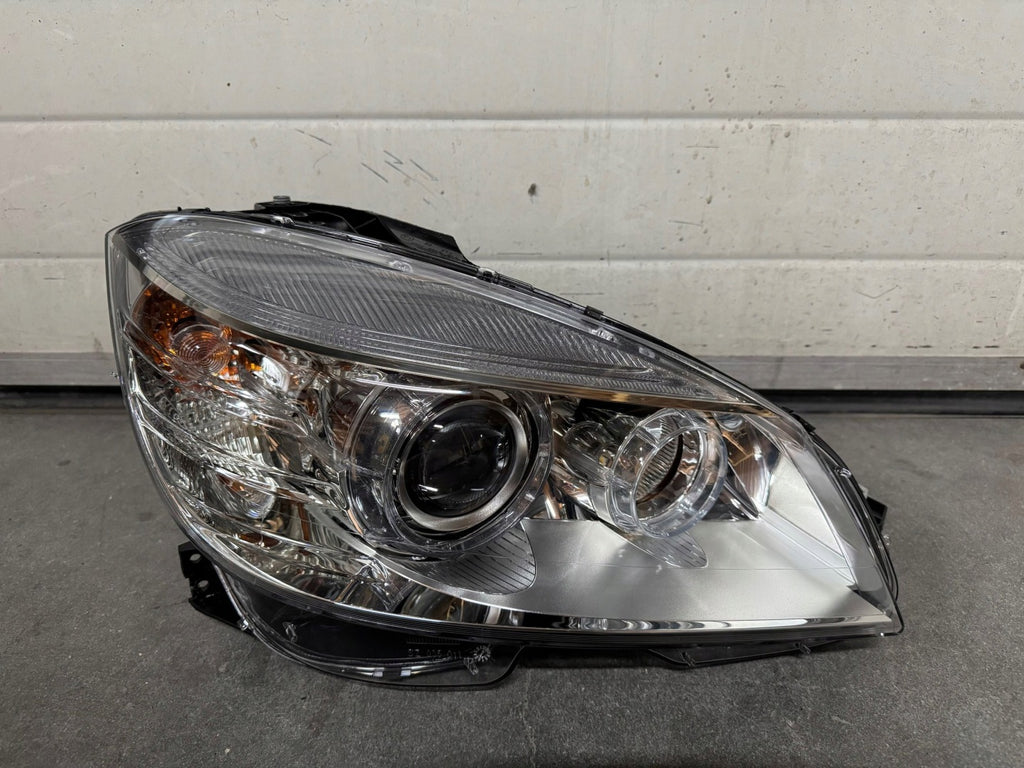 Frontscheinwerfer Mercedes-Benz W204 A2048203059 Xenon Rechts Headlight SCH5045666598pt