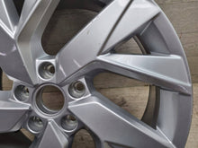 Laden Sie das Bild in den Galerie-Viewer, 1x Alufelge 18 Zoll 5x112 5NA601025AD VW Tiguan Rim Wheel FEL7688568854ou