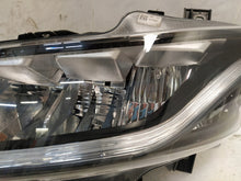 Laden Sie das Bild in den Galerie-Viewer, Frontscheinwerfer Iveco 58029054970 Full LED Ein Stück (Rechts oder Links) SCH8776862776mp