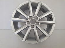 Load image into Gallery viewer, 1x Alufelge 16 Zoll 6.0&quot; 5x100 35ET Glanz Silber 2GM071496 VW T Cross Rim Wheel