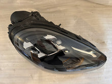 Laden Sie das Bild in den Galerie-Viewer, Frontscheinwerfer Porsche Cayenne 7P5941036K Full LED Rechts Headlight SCH4040285483pq