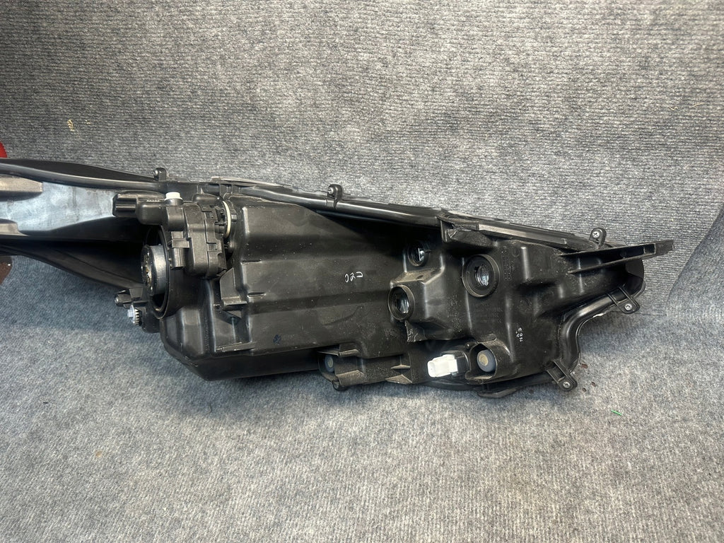 Frontscheinwerfer Toyota IV Yaris 81170-K0060 Links Scheinwerfer Headlight SCH7352300918mv