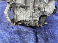 Laden Sie das Bild in den Galerie-Viewer, Motor Peugeot 208 II HN05 10Z1AC 1.2 THP 77TKm Benzin Engine Unkomplett