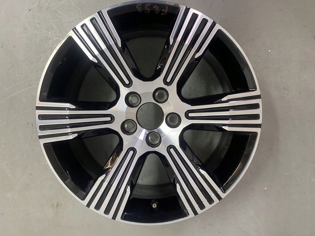 1x Alufelge 18 Zoll 7.5" 5x108 50 5ET 31471552 Volvo Xc60 Xc40 Rim Wheel