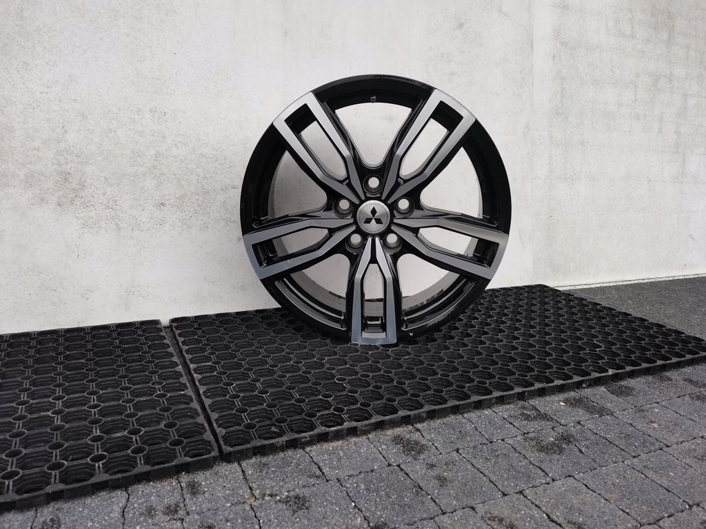 1x Alufelge 17 Zoll 7.0" 5x114.3 38ET Mitsubishi Outlander III Eclipse Cross