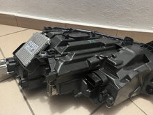 Laden Sie das Bild in den Galerie-Viewer, Frontscheinwerfer Skoda Octavia IV 5E4941016B Full LED Rechts Headlight SCH2977922998ak