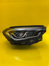 Laden Sie das Bild in den Galerie-Viewer, Frontscheinwerfer Mercedes-Benz Gla H247 A2479066401 LED Rechts Headlight SCH6783627734tb