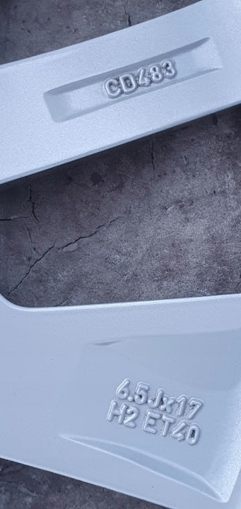 1x Alufelge 17 Zoll 6.5" 5x100 Glanz Silber 658601025C Skoda Scala Kamiq FEL9863854686zk