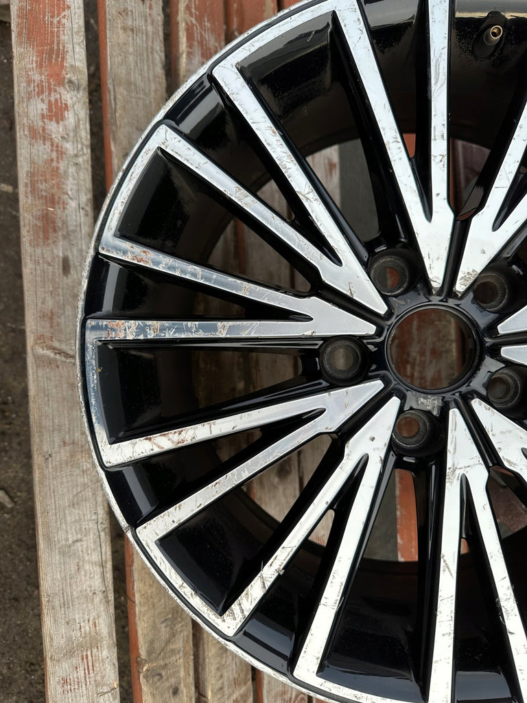 1x Alufelge 17 Zoll 7.0" 5x112 49ET 5F0601025Q Cupra Leon Rim Wheel