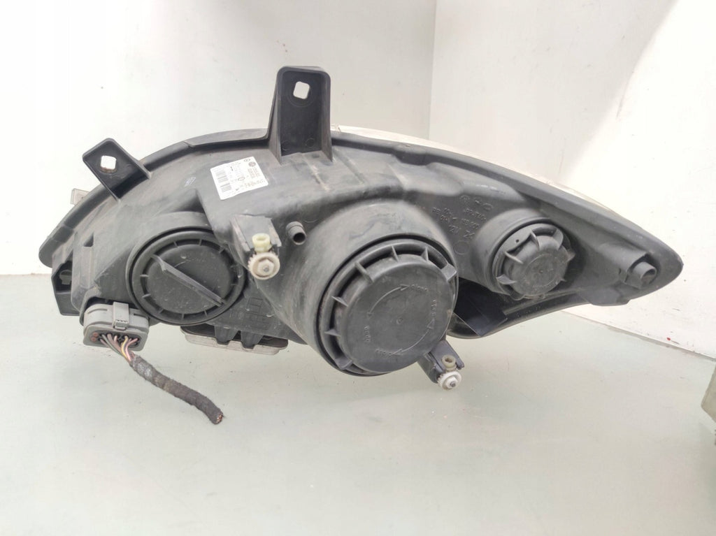 Frontscheinwerfer Mercedes-Benz Viano W639 Vito A6398202961 Rechts Headlight SCH9975773141ru