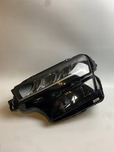 Laden Sie das Bild in den Galerie-Viewer, Frontscheinwerfer Skoda Karoq 57B941009 LED Ein Stück (Rechts oder Links) SCH9174364857bx