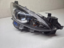 Laden Sie das Bild in den Galerie-Viewer, Frontscheinwerfer Mazda 3 BHR151030BSP 8972254300 Rechts Scheinwerfer Headlight SCH5902139388dx