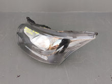 Laden Sie das Bild in den Galerie-Viewer, Frontscheinwerfer Ford Transit GK31-13W030-BC Links Scheinwerfer Headlight