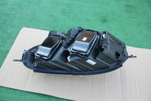 Load image into Gallery viewer, Frontscheinwerfer Citroën Jumpy Vivaro C 9808567880-00 Rechts Headlight SCH3354038463ne