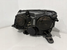 Laden Sie das Bild in den Galerie-Viewer, Frontscheinwerfer Skoda Rapid 5JB941016B Rechts Scheinwerfer Headlight SCH8016661165gy