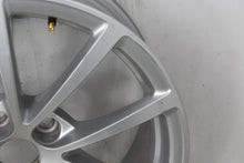 Load image into Gallery viewer, 1x Alufelge 17 Zoll 7.5&quot; 5x112 36ET Glanz Silber 4K0601025 Audi Rim Wheel