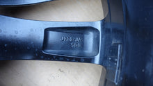 Laden Sie das Bild in den Galerie-Viewer, 1x Alufelge 20 Zoll 8.0&quot; 5x108 J9C3- Jaguar Rim Wheel