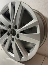 Load image into Gallery viewer, 1x Alufelge 16 Zoll 6.5" 5x112 5TA601025Q VW Touran Rim Wheel FEL3414119397qj