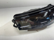 Laden Sie das Bild in den Galerie-Viewer, Frontscheinwerfer Skoda Fabia IV 6VB941015 LED Links Scheinwerfer Headlight SCH7401555296yk