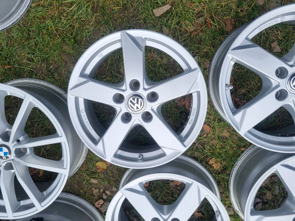 4x Alufelge 16 Zoll 6.5" 5x112 46ET Glanz VW Golf Rim Wheel FEL7516435868ix