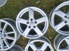 Load image into Gallery viewer, 4x Alufelge 16 Zoll 6.5" 5x112 46ET Glanz VW Golf Rim Wheel FEL7516435868ix