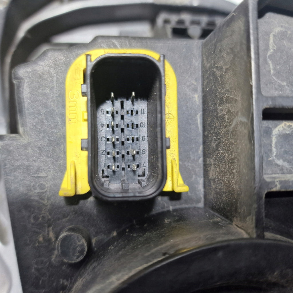 Frontscheinwerfer 2379894 Rechts Scheinwerfer Headlight SCH2978788195dt