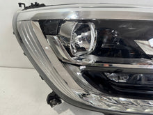Laden Sie das Bild in den Galerie-Viewer, Frontscheinwerfer Renault Megane 260102555R Rechts Scheinwerfer Headlight SCH7346092259go