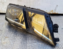 Laden Sie das Bild in den Galerie-Viewer, Frontscheinwerfer Skoda Octavia III 5E1941016D LED Rechts Scheinwerfer Headlight SCH9045995332lv