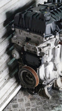 Load image into Gallery viewer, Motor Citroën Peugeot Cactus HM01 1.2 VTI 82PS 134TKm 2017 Benzin Unkomplett MOT6523785404ad