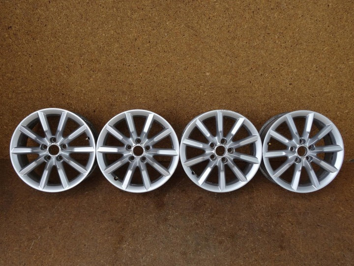 4x Alufelge 17 Zoll 7.0" 5x112 43ET Glanz Silber 8U0601025B Audi Q3 Rim Wheel FEL9547001206tc