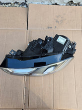 Laden Sie das Bild in den Galerie-Viewer, Frontscheinwerfer Audi A5 8T0941005 LED Links Scheinwerfer Headlight